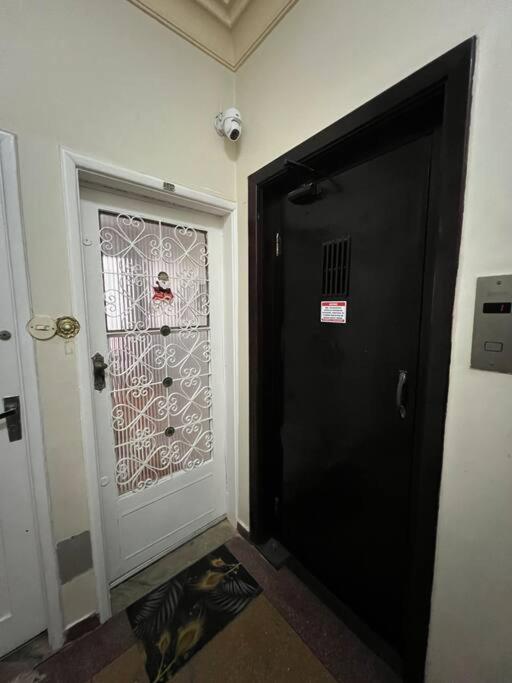 Loft Em Copacabana A Duas Quadras Da *
